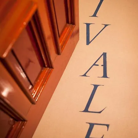 Civale Holidays Apartamento *